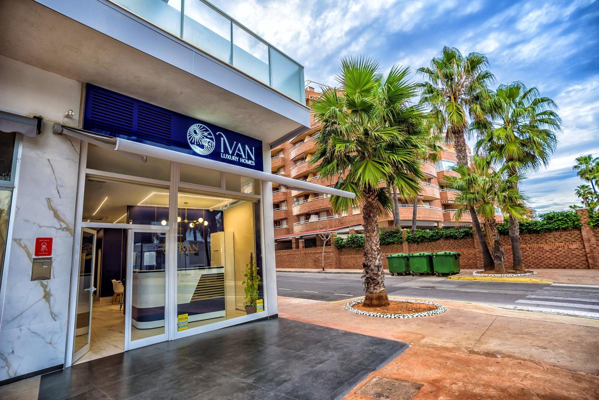 Casa Hugo Ivan Luxury Homes 8ª Norte 1ª Linea Oropesa del Mar Esterno foto